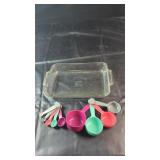Anchor Glass Baking Dish with Measuring Cups and