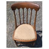 Vintage Wooden Dining ChairWooden dining chair