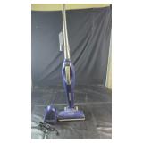 Oreck Cordless Stick VacuumBattery-operated
