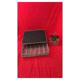 Metal mesh desktop organizer with upper shelf and