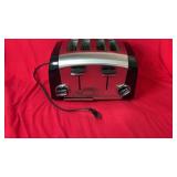 Cuisinart 4-slice stainless steel toaster with