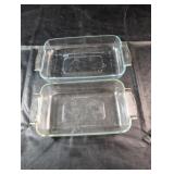 2 Pyrex Glass Baking DishesSet of two Pyrex