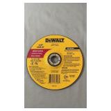DeWalt high-performance 7-inch metal grinding