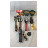 Garden tool collection including three hand