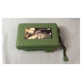 Brillante LED flashlight set housed in a green