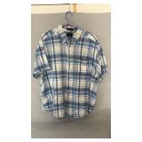 Blue and white plaid short sleeve button-up shirt