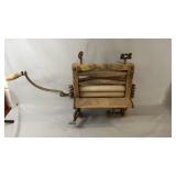 Antique Universal No. 11 hand-crank clothes