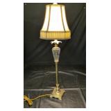 Vintage Table LampVintage-style table lamp with