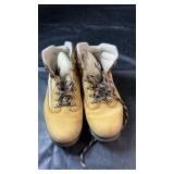 Pair of Timberland menï¿½s size 11 lace-up hiking