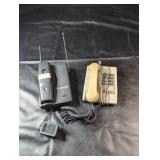 Cordless & Corded PhonesCordless phone with