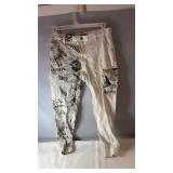 White Streetwear Society cargo-style pants, size