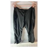 Kirkland black capri-length pants with drawstring