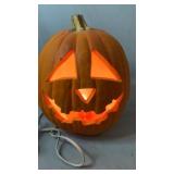 Electric jack-oï¿½-lantern pumpkin decoration with
