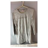 Gray La Vie en Rose long-sleeve nightshirt, size