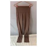 Bluenotes taupe leggings, size Medium, with wide