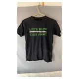 Black short-sleeve graphic T-shirt with green