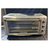 BLACK+DECKER countertop toaster oven with glass