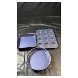 Three-piece Granitestone bakeware set featuring a