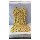 Nu Look size 2X yellow dress with black abstract