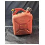 1 Gallon Gas CanRed 1 gallon plastic fuel can
