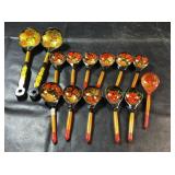 14 decorative wooden spoons in