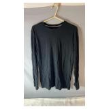 Black Hanes long-sleeve crewneck shirt, size