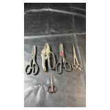 Collection of cutting tools including