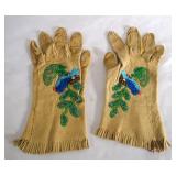 Pair of beaded gloves