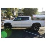 2017 Toyota Tacoma TRD Off-Road Truck