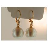 18kt gold & diamond South Sea Pearl Earrings