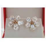 14kt Gold and Mother of Pearl Florettes earrings