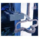 4 Branding irons - G, MV, large Arrow D, U