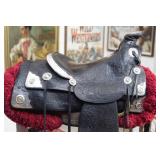 Olsen-Nolte Saddlery Parade Saddle Gold horses