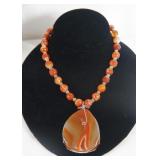 Carnelian Agate beaded necklace w lrg pendant