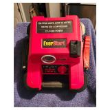 EverStart Battery Charger Like New Tested