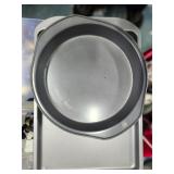 2 Farberware Pans Like New