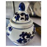 Shefalier Porcelien Sugar Bowl