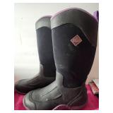 Size 8 Muck Boot Co. Nice Womens
