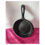 Small 6' Cast Iron Skillet