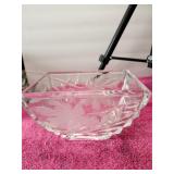 Vintage 1989 24% Lead Crystal Edged Leaf Design