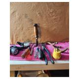 Several Pieces Of Tools WOW  For $ 2.00