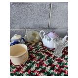 5 Piece Glass Ware Vaseline Plate Teapots & More