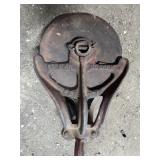 Antique No. 823 Hudson Pulley