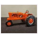 Allis Chalmers ERTL - 8'L x 4'H