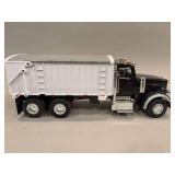 Peterbuilt Tandem Axel Grain Truck - Ertl-  21”x8 - Plastic