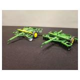 2 John Deere Discs - 8'L