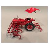 Farmall H with Cultivators - NF - Ertl - 1189 of 2500 - Case Corporation 1988 - 12”x8”x11”