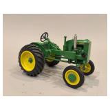 John Deere Model-LA - Great American Toy Show 1992 - 6”L x 3.5”H