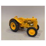 John Deere Model BI - ERTL - 6.5”L x 3”H