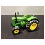 John Deere D Diecast Tractor ERTL - 8'L x 5'H